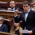 (elemundo.com). Rivera propone una reforma electoral que deja fuera del Congreso a los nacionalistas